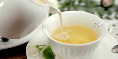 天天喝三杯茶，可施展多种抗病保健效果，加奶效果更佳
