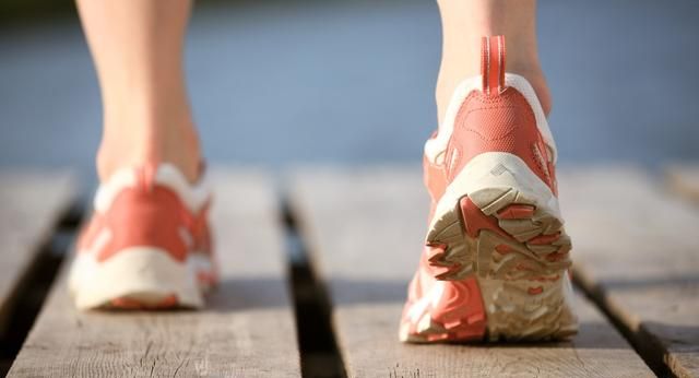 每天步行10000步对健康有益吗？