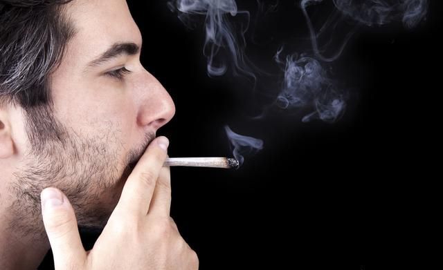 已经戒烟一年了，但是最近压力好大又想抽烟了，该怎么办？