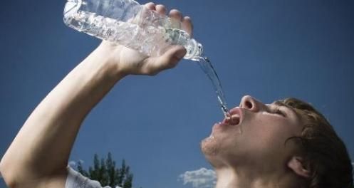 该怎样健康合理的喝水？